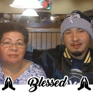 Meet your Posher, Gloria